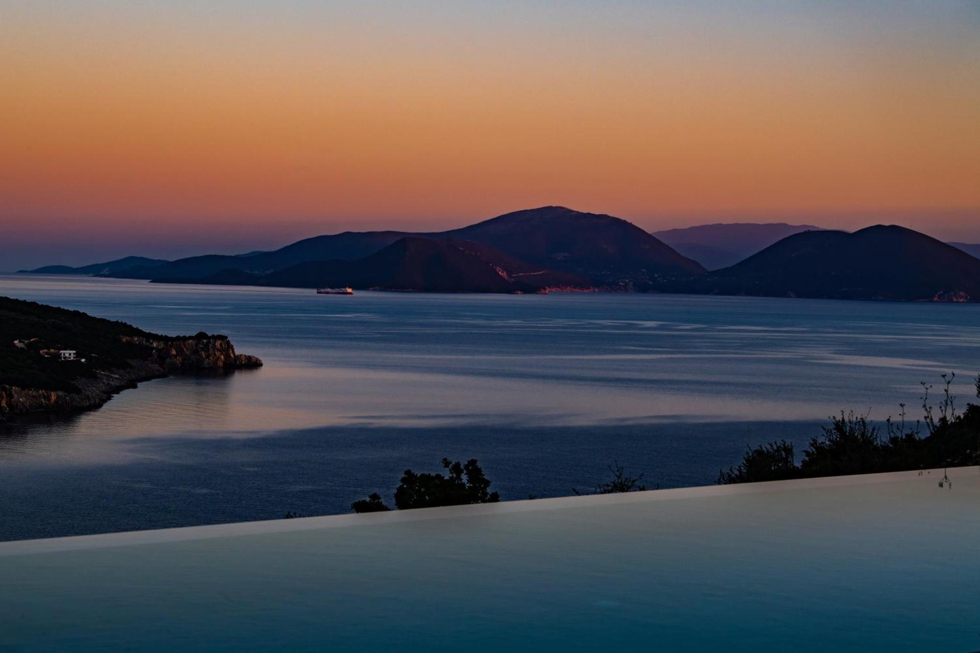 Pantea Luxury Villa Vasiliki Exterior foto